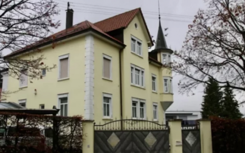 E rëndë në Gjermani: 63-vjeçari vret gruan, motrën dhe dy djemtë – më pas vetëvritet