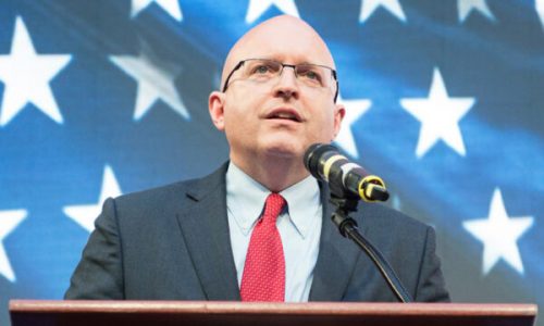 Diplomati amerikan Reeker: Kosova ka nevojë për një Qeveri që bashkëpunon me SHBA-në