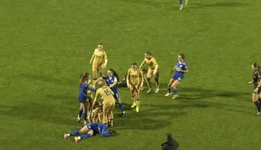 Sherr i madh në fushë – Vajzat janë më të “egra” në futboll (VIDEO)