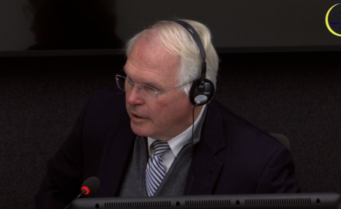 Hill: Rugova ishte mbajtur kundër dëshirës së tij në Beograd, me Thaçin s’kam kontaktuar gjatë bombardimeve