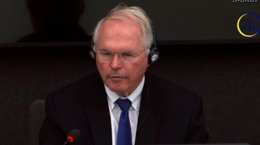 Hill: Shkova në Hagë për të dëshmuar – Thaçi nuk është i përfshirë në krime, s’ka asnjë rast konkret