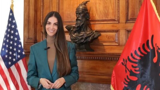 Emina Çunmulaj mbështetë “Liria ka emër”