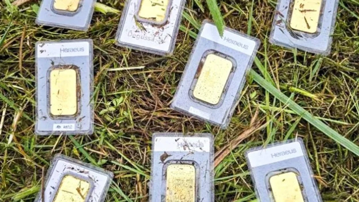 Gjermani me fat  gjen shufra ari me vlerë 30 mijë euro ndërsa ishte duke prerë barin