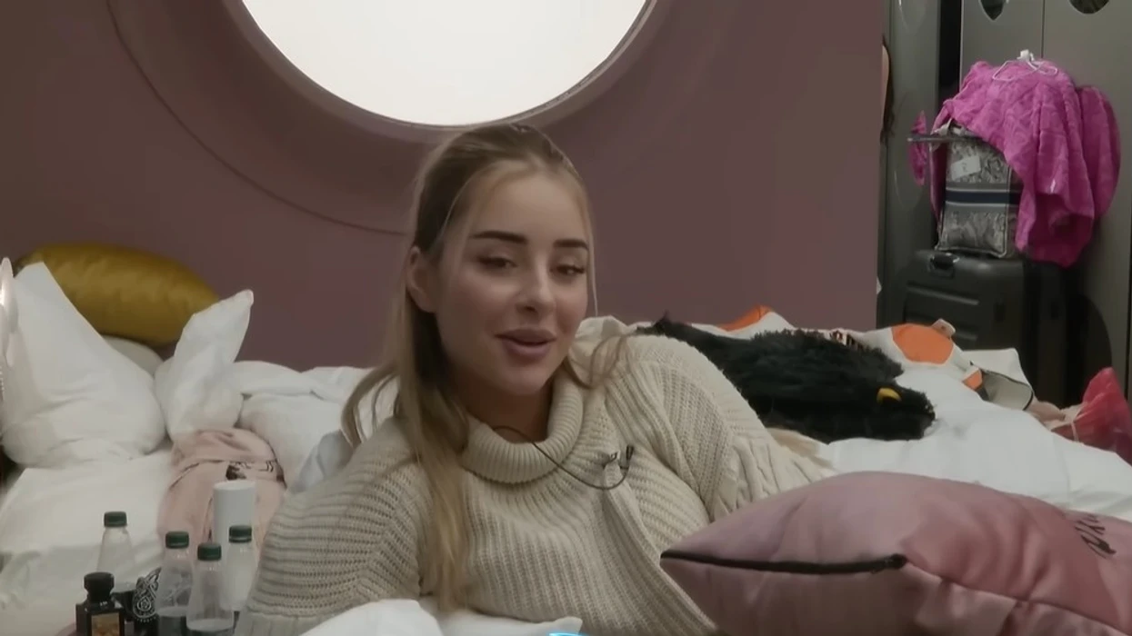 Elijona në BBVK  Nuk ekziston flamuri i Kosovës me yje