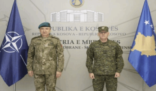 Jashari takohet me Ulutash: Diskutojnë për sigurinë në Kosovë dhe rajon