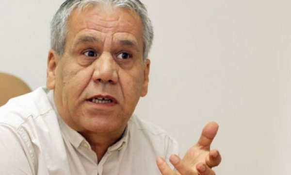 Kim Mehmeti  Shqiptarët e Kosovës flasin një gjuhë që nuk është as toskërisht as gegërisht  një gjuhë që mbulon injorancën e tyre