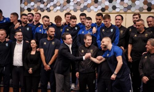 Kurti shkruan para ndeshjes së Kosovës me Slloveninë: Është koha jonë