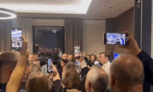 Selia e LDK-së në festë pasi Exit Poll-i nxori fitues Përparim Ramën, Abdixhiku: Ia uroj fitoren