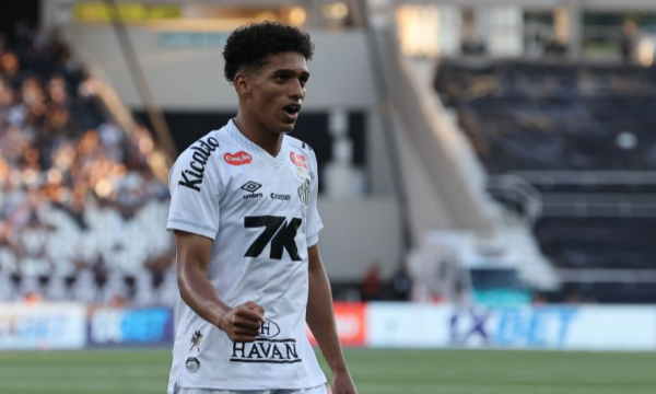 Barcelona përgatit 15 milionë euro për mbrojtësin brazilian