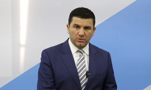 Krasniqi kritikon VV-në për dështimin e formimit të qeverisë: Kosova ka nevojë për stabilitet, seriozitet dhe qeverisje që merr përgjegjësi