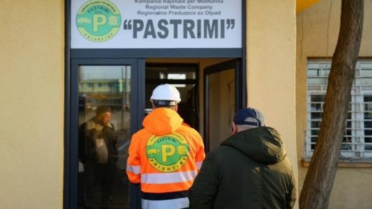 ‘Pastrimi’ paralajmëron borxhlinjtë se do t’i dërgojë te përmbaruesi: Kryeni pagesat sa më herët