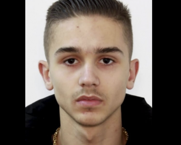 Policia në Pejë kërkon ndihmë për kapjen e këtij personi për tri vepra penale