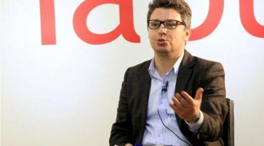 Petrit Zogaj: Bandat e Mitrovicës po i kryeson njeri më i pushtetshëm në Kosovë, i cili e ka uzurpu poziten e kryeministrisë që 7 muaj