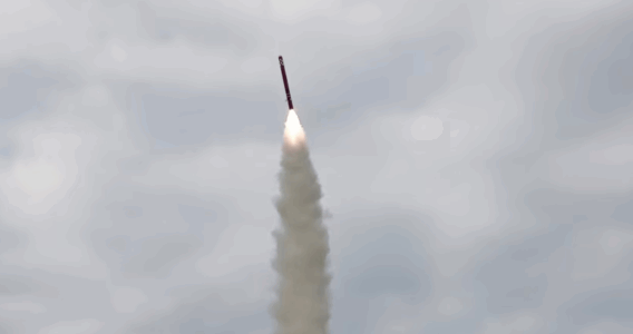 Seuli: Koreja e Veriut ka lëshuar një raketë balistike