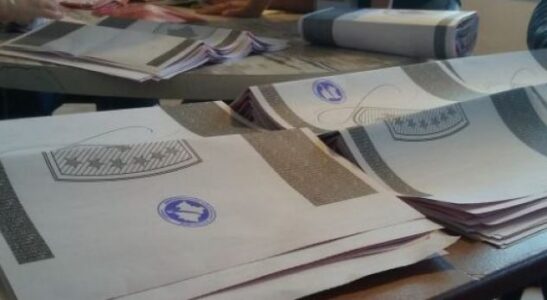 “Koha është e maskarenjve, por atdheu i shqiptarëve”- Mesazhi interesant i votuesit në Vushtrri