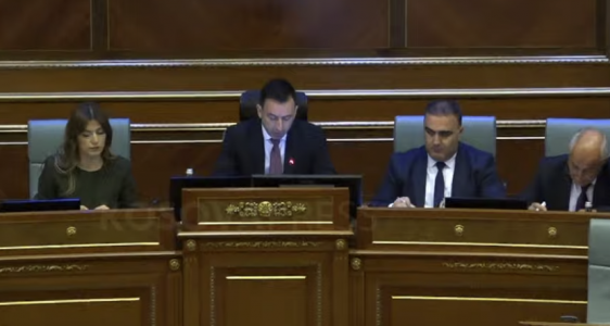 Nis monologu i VV`së në Kuvend