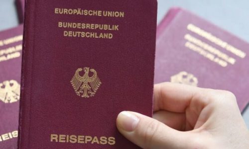 Parlajmëron gazetari: Kujdes, mos jepni informacione të rreme gjatë fitimit të shtetësisë në Gjermani