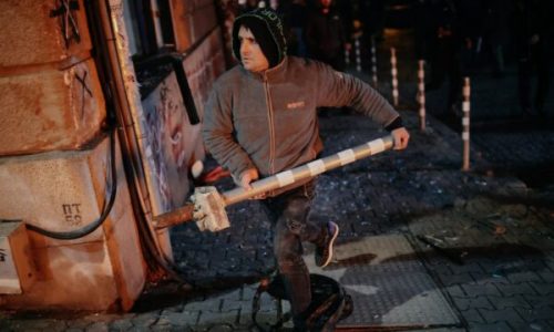 Çfarë po i nxit protestat më të mëdha në dekada në Bullgari?