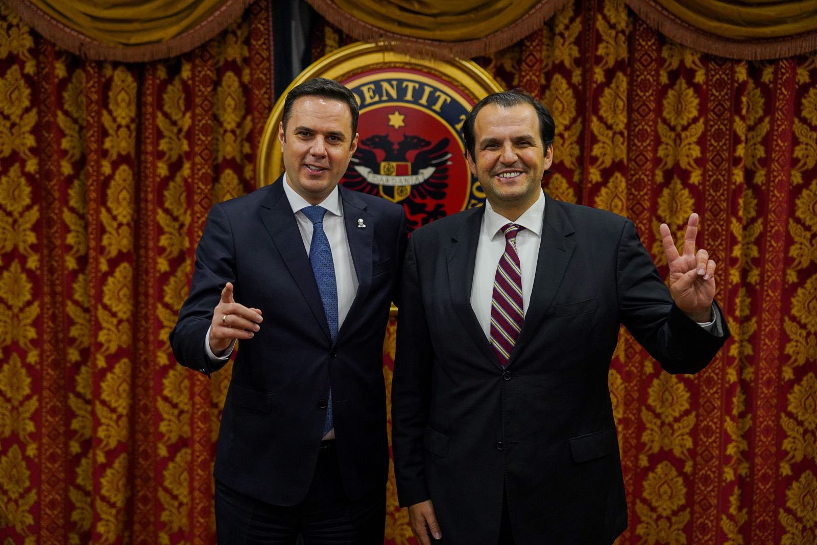 Abdixhiku zyrtarizon emrin e Ukë Rugovës si kandidat për deputet të LDK së