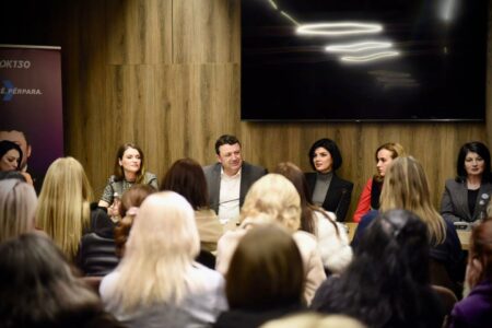 Beqa nga Gjakova: Punëtoret e sektorit të shëndetësisë janë bashkuar fuqishëm për ndryshimin e madh