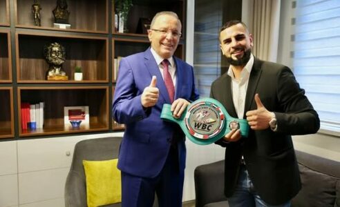 Hamza takohet me kampionin shqiptar të boksit: Diaspora prodhon kampionë