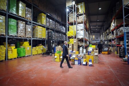 Tahiri: Me Bedri Hamzën, çmimet do të ulen, bizneset do të rriten dhe qytetarët do të jetojnë më mirë