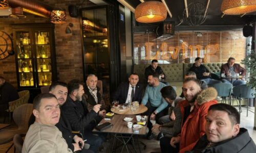 Lahi Brahimaj: Kafe dhe bashkëbisedim me qytetarë të ndershëm të Klinës – krah, si gjithmonë