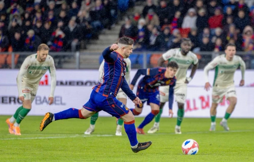 Trajneri sqaron situatën rreth Xherdan Shaqirit