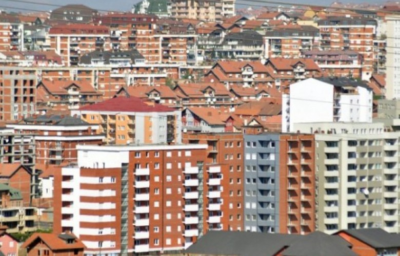 ASK  Çmimet e pronave banesore u rritën me 4 2   krahasuar me vitin 2024