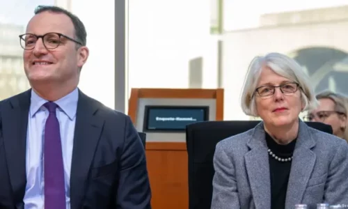 5,8 miliardë maska nga 1 euro – Pandemia: Spahn dhe Drosten para komisionit hetimor në Bundestagun gjerman