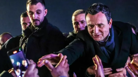 BBC për Kurtin: Kosovarët zgjodhën figurë polarizuese, BE do të presë nga ai të mos i qëndrojë linjës dogmatike