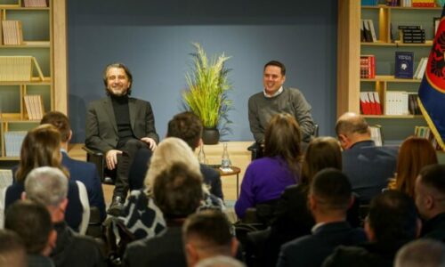 Takim me 83 nëndegët e kryeqytetit, Abdixhiku: Prishtina është gati, gjithmonë e zgjedhë shpresën