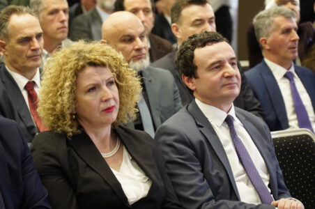 Kurti i qëndron prapa njerëzve me aktakuza – e rendit goxha lartë Rozeta Hajdarin në listë