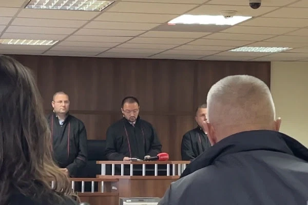 Dënohet me 24 vjet burgim Jetmir Sinani për vrasje të dyfishtë