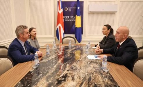 Hargreaves: Shpresoj që institucionet të formohen sa më shpejtë, që Kosova të angazhohet plotësisht në dialog