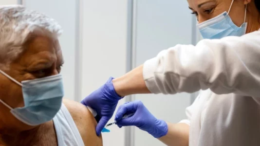 OBSH thotë se lloji i ri i gripit po ushtron presion të madh mbi kujdesin shëndetësor në të gjithë Evropën