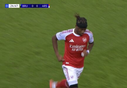 Arsenali në avantazh ndaj Brugge, vjen goli për skuadrën angleze