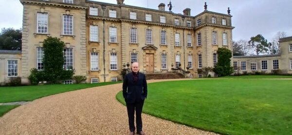 “Ditchley” me konferencë për dialogun Kosovë-Serbi, pjesëmarrës edhe emisari i qeverisë franceze