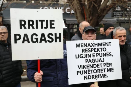 Punëtorët e KEK-ut paralajmërojnë grevë nëse s’ka rritje pagash