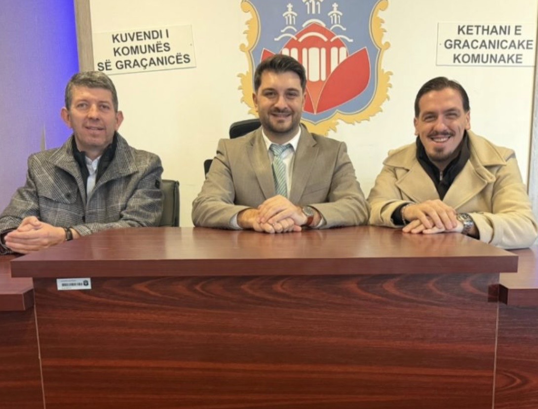 Vetëm dy ditë pasi i fitoi zgjedhjet  VV bën koalicion me Listën Serbe në Graçanicë