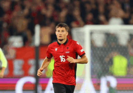 Paraqitjet e mira me Leccen, rritet vlera e Medon Berishës