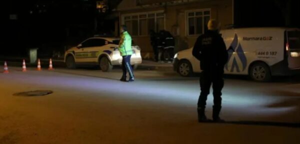 Turqi: Gjashtë luftëtarë të ISIS-it dhe tre oficerë policie të vrarë bastisjes