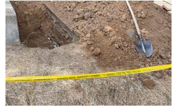 Dëmtohet një varr në Kamenicë