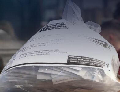 Votimi me postë për zgjedhjet e 28 dhjetorit, kutitë postare funksionale në 23 shtete