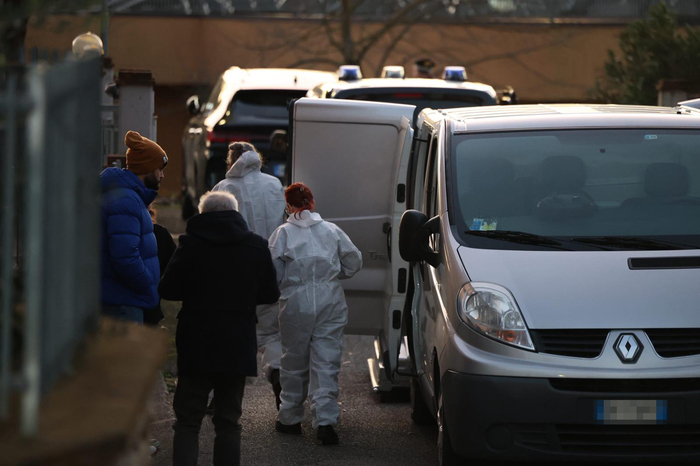 Itali  Gjendet e vdekur në banesë gruaja me origjinë shqiptare  dyshohet se burri e rrahu për vdekje