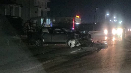 Dy automjete përplasen me njëra-tjetrën, lëndohen katër persona