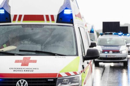 Aksidentohet vetura në Austri që po e drejtonte gruaja nga Kosova, me vete kishte burrin dhe dy fëmijët