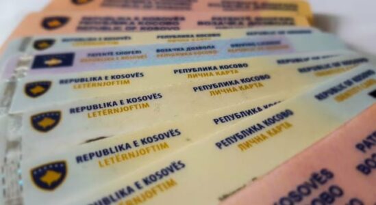 Qendrat për pajisje me dokumente ofrojnë shërbime me orar të zgjatur