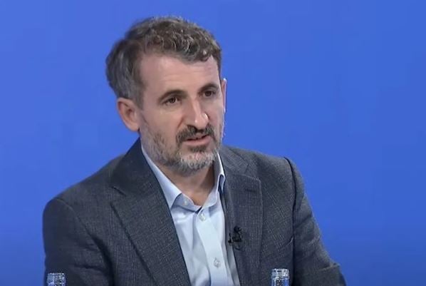 Miftaraj VV së  Mos lshoni pe pa e vjedh mirë këtë shtet qe e keni marr të gatshëm