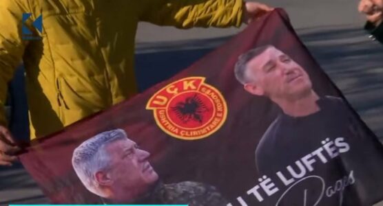 Me simbole dhe flamuj kombëtarë, qytetarët ia mësyejnë protestës në Shkup